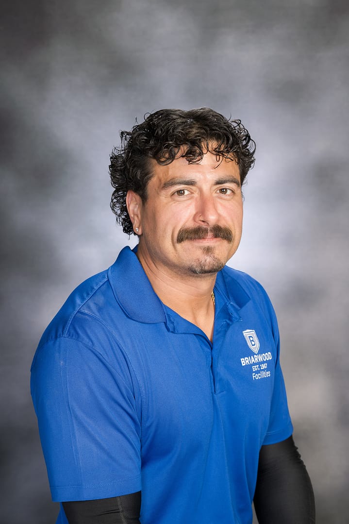 2582Briarwood-Staff-0602